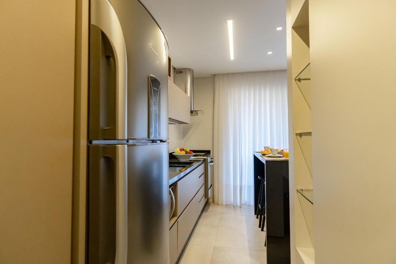 Porto Madero - Apartamento Alto Padrao Em Condo Com Piscina Bombinhas Bagian luar foto