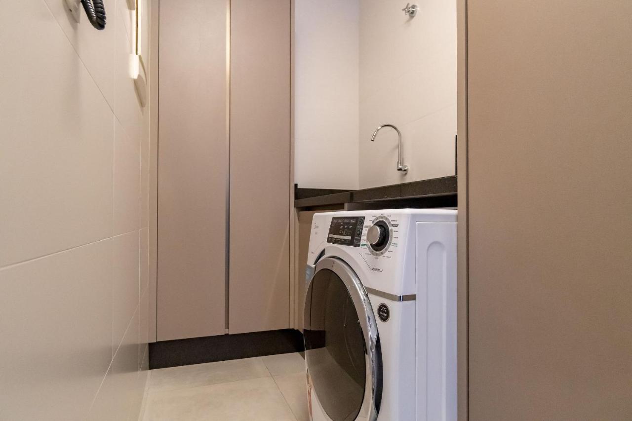 Porto Madero - Apartamento Alto Padrao Em Condo Com Piscina Bombinhas Bagian luar foto