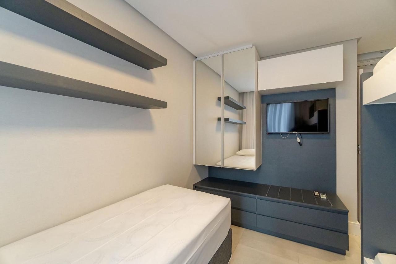 Porto Madero - Apartamento Alto Padrao Em Condo Com Piscina Bombinhas Bagian luar foto